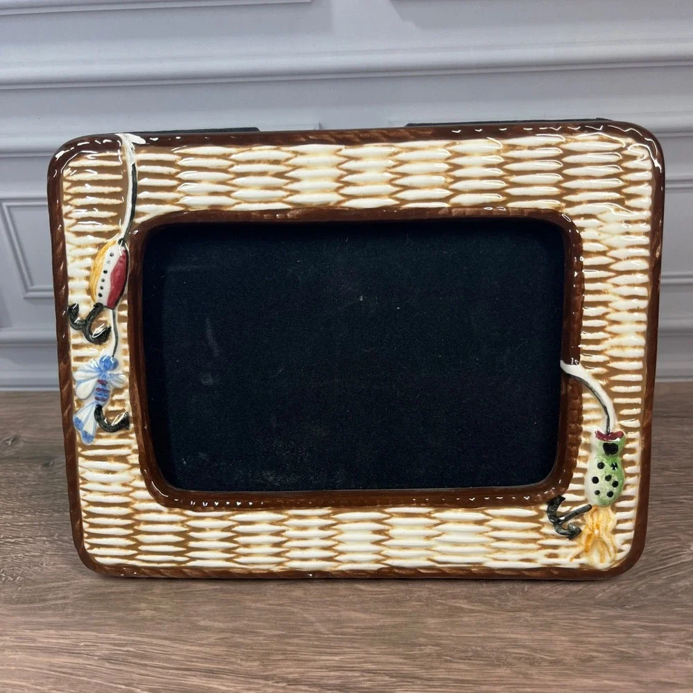 Omnibus Philippines Ceramic Picture Frame Brown Fishing Lure Basketweave Lodge